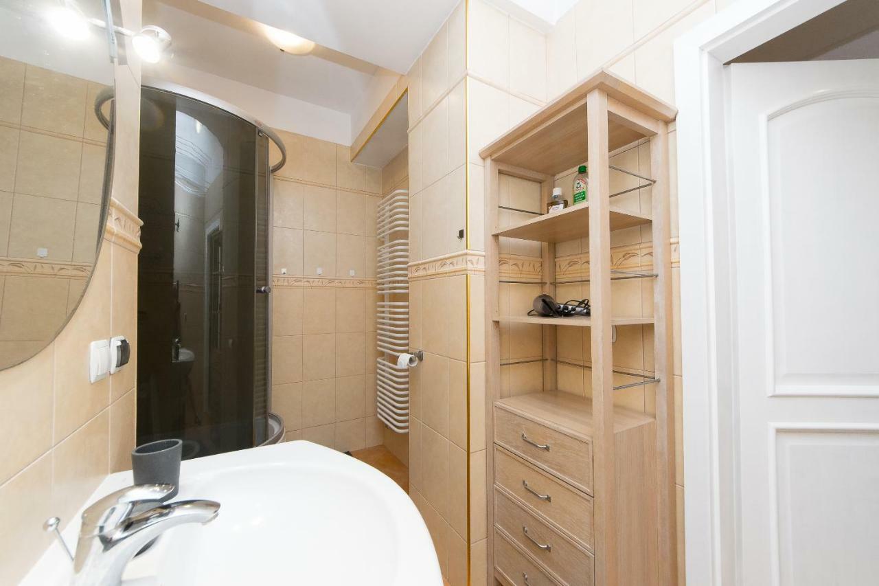 Appartement Spacious In Old Town P4you Pl